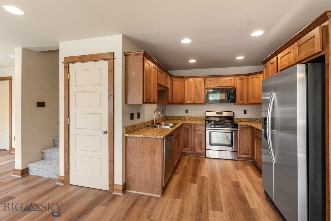 1607 Tempest Court