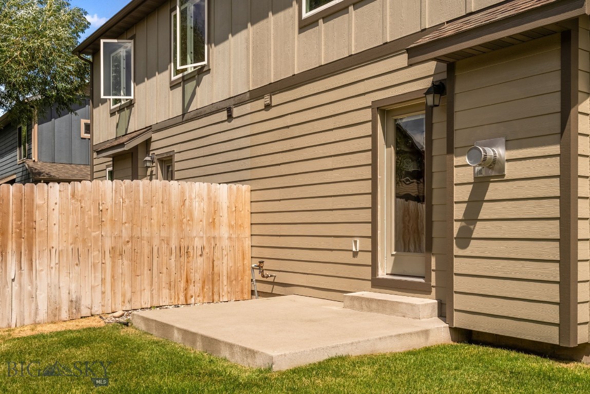 1607 Tempest Court