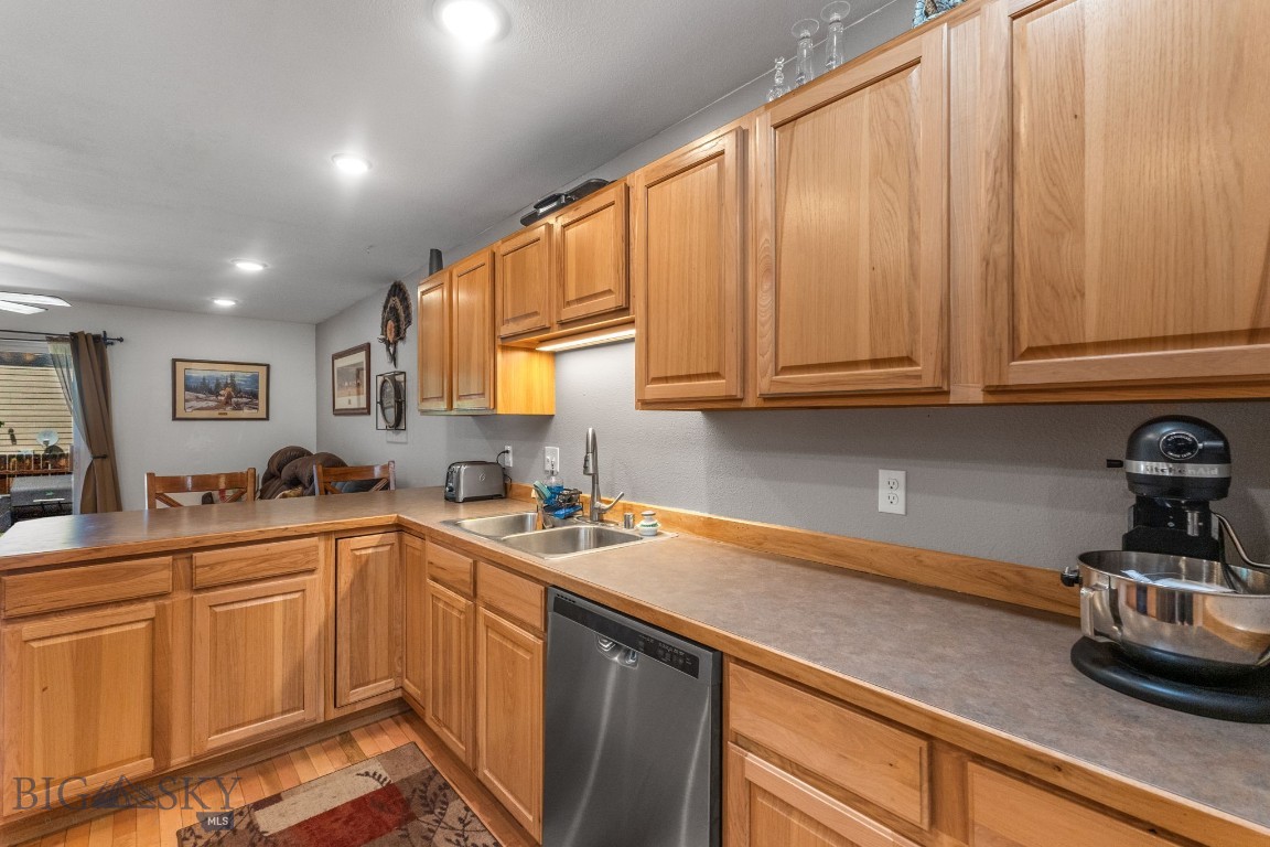 659 Green Tree Drive