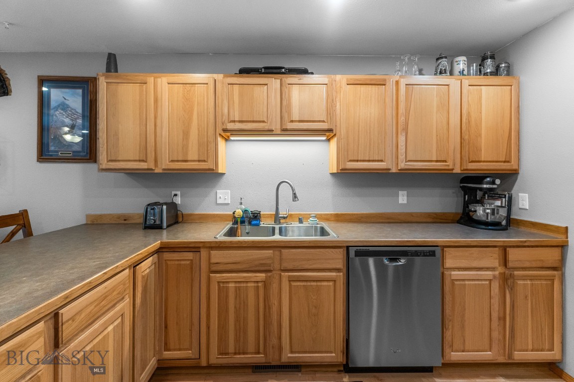 659 Green Tree Drive