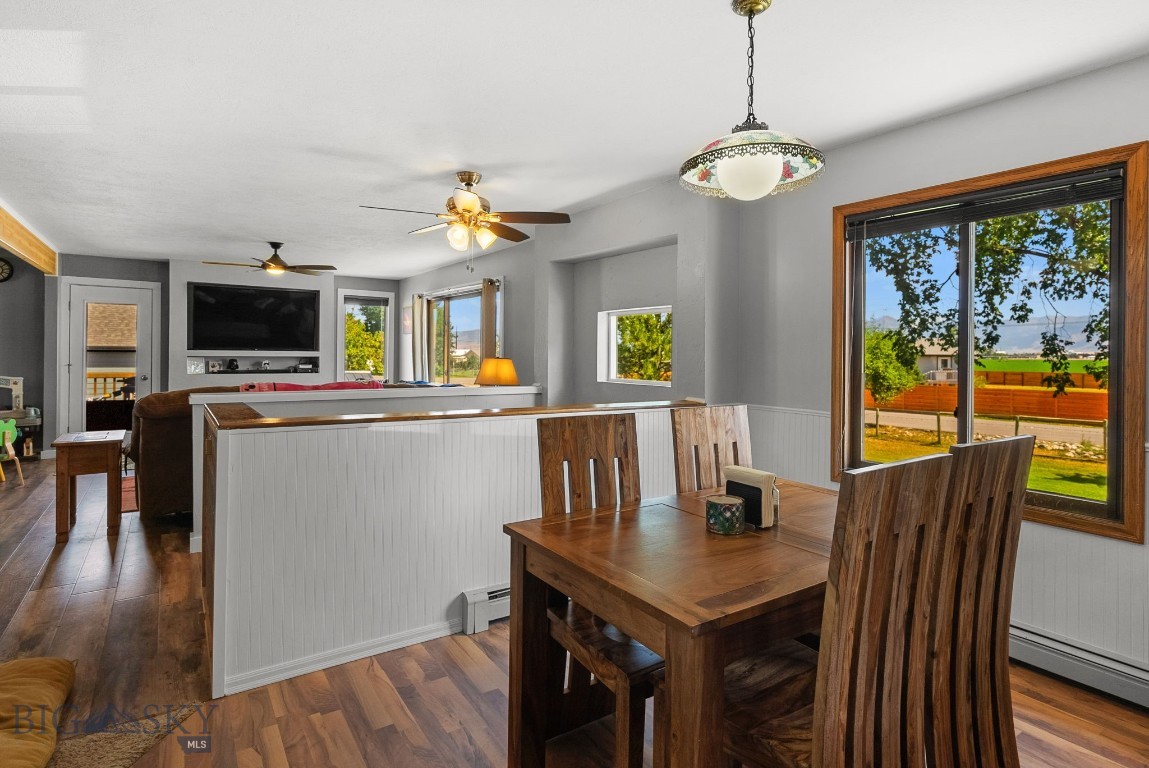 6045 Saddle Peak Way