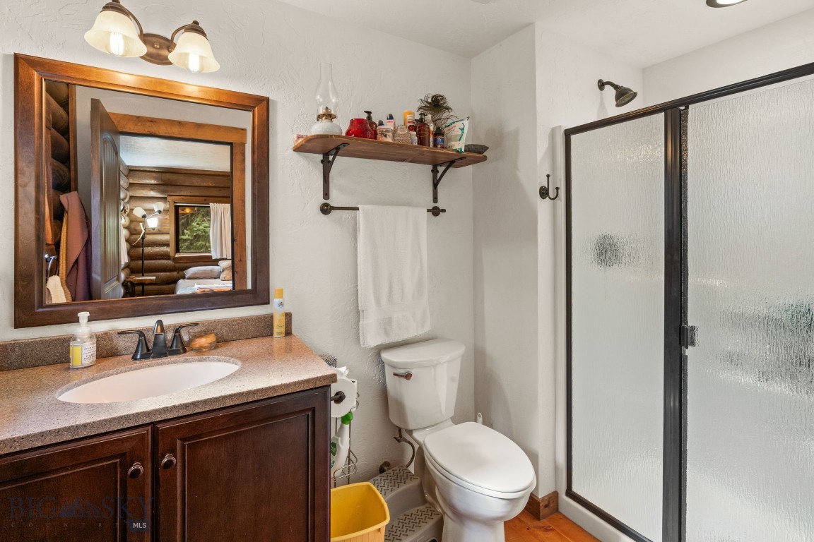 708 US Highway 212 W