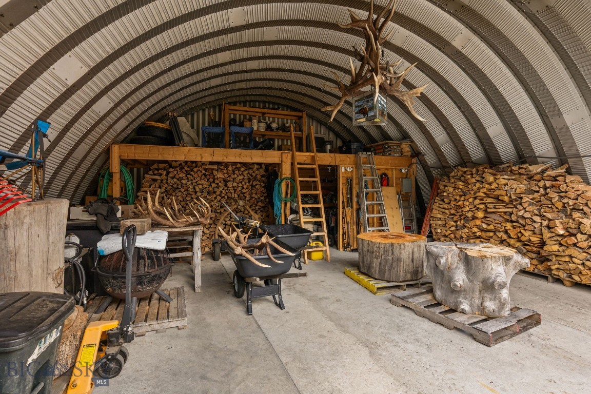 708 US Highway 212 W