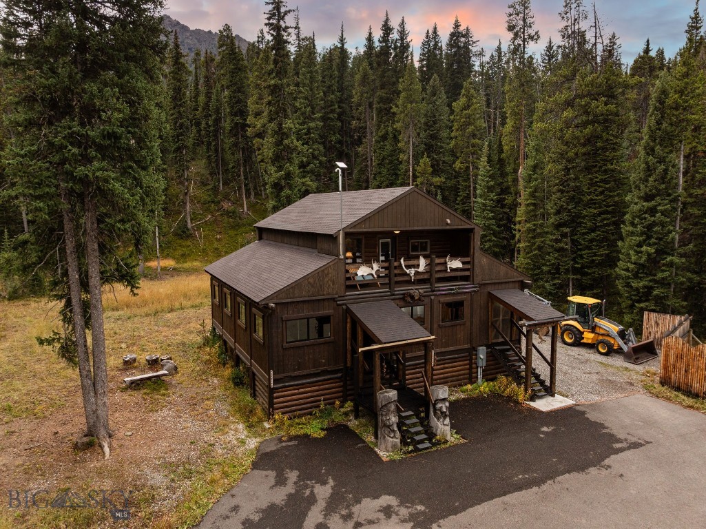 708 US Highway 212 W