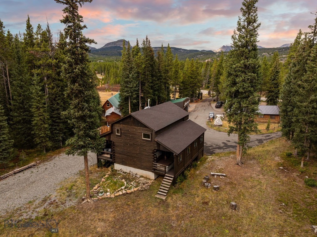 708 US Highway 212 W