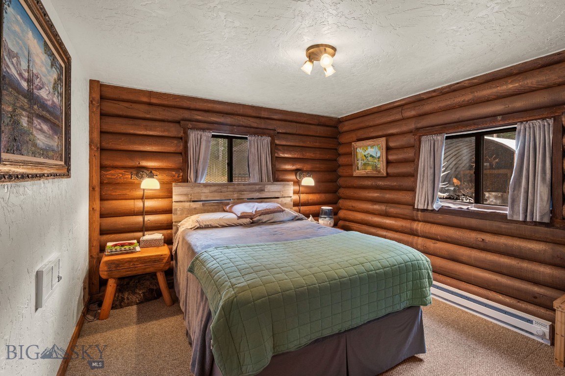 708 US Highway 212 W