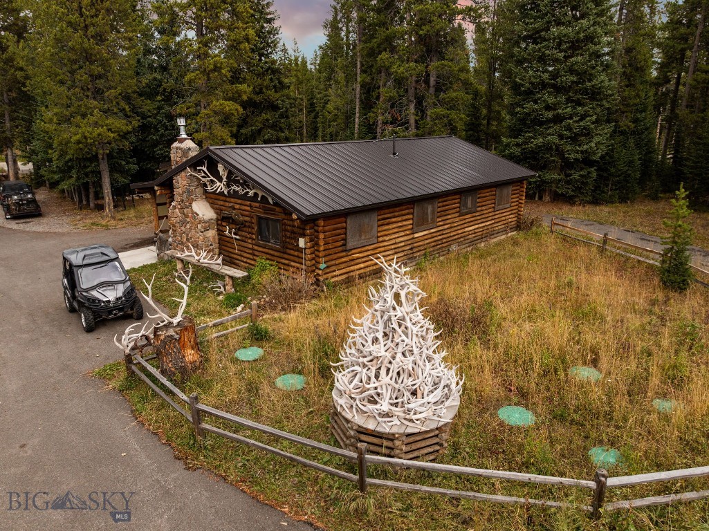 708 US Highway 212 W