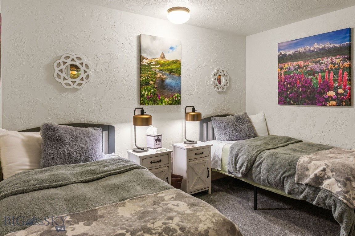 708 US Highway 212 W