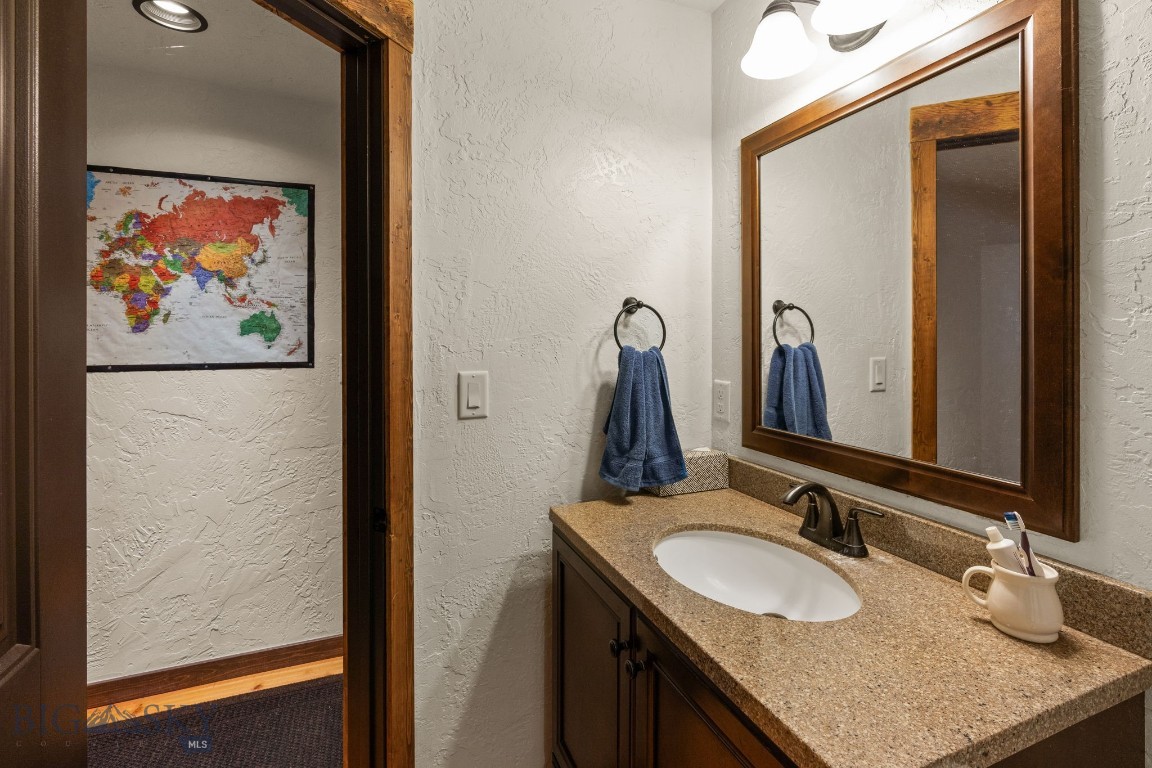 708 US Highway 212 W