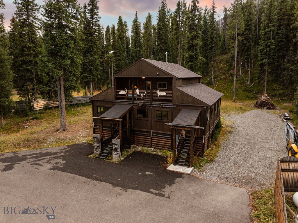 708 US Highway 212 W