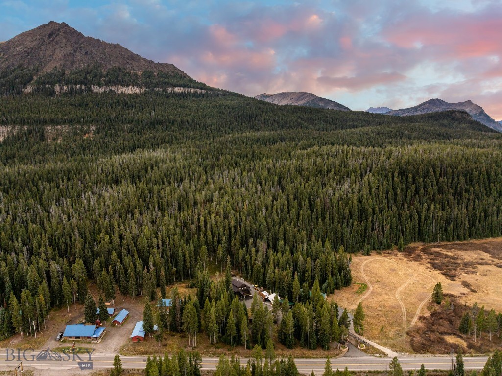 708 US Highway 212 W