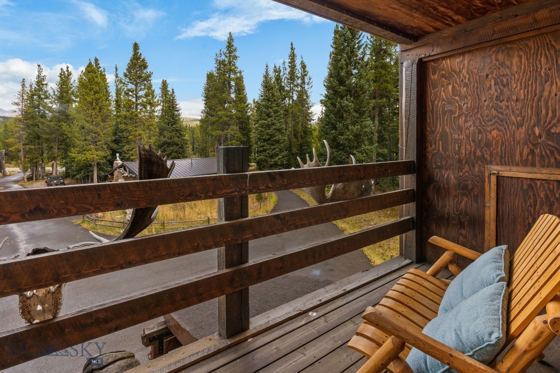 708 US Highway 212 W