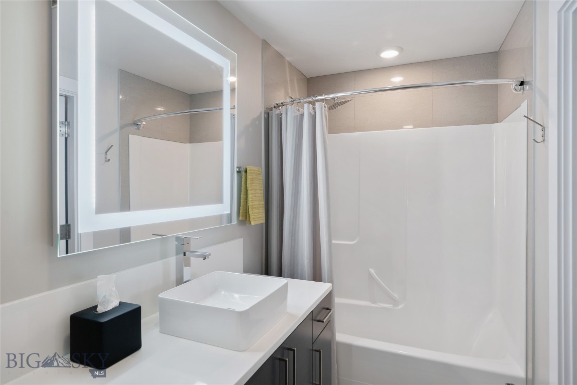 476 Enterprise Blvd #307