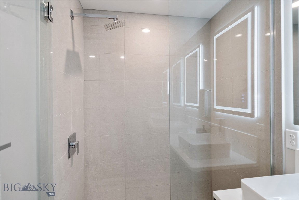 476 Enterprise Blvd #307