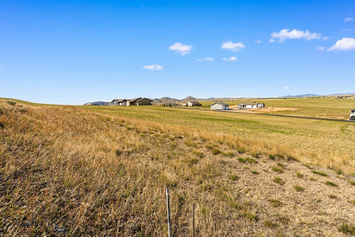 60 Wheatland Meadows Drive