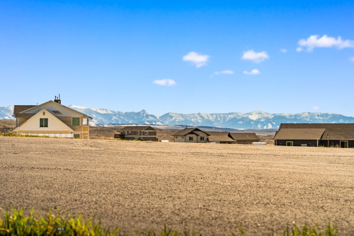 60 Wheatland Meadows Drive