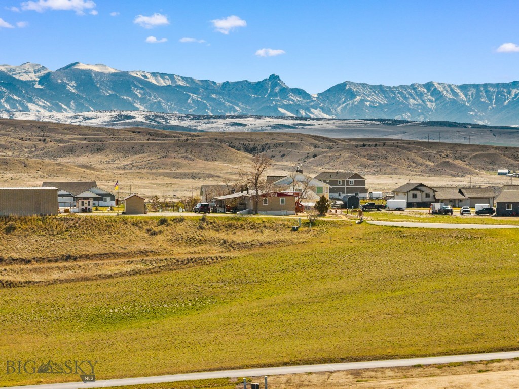 60 Wheatland Meadows Drive