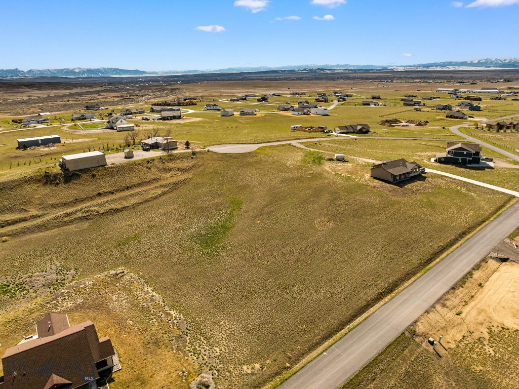 60 Wheatland Meadows Drive