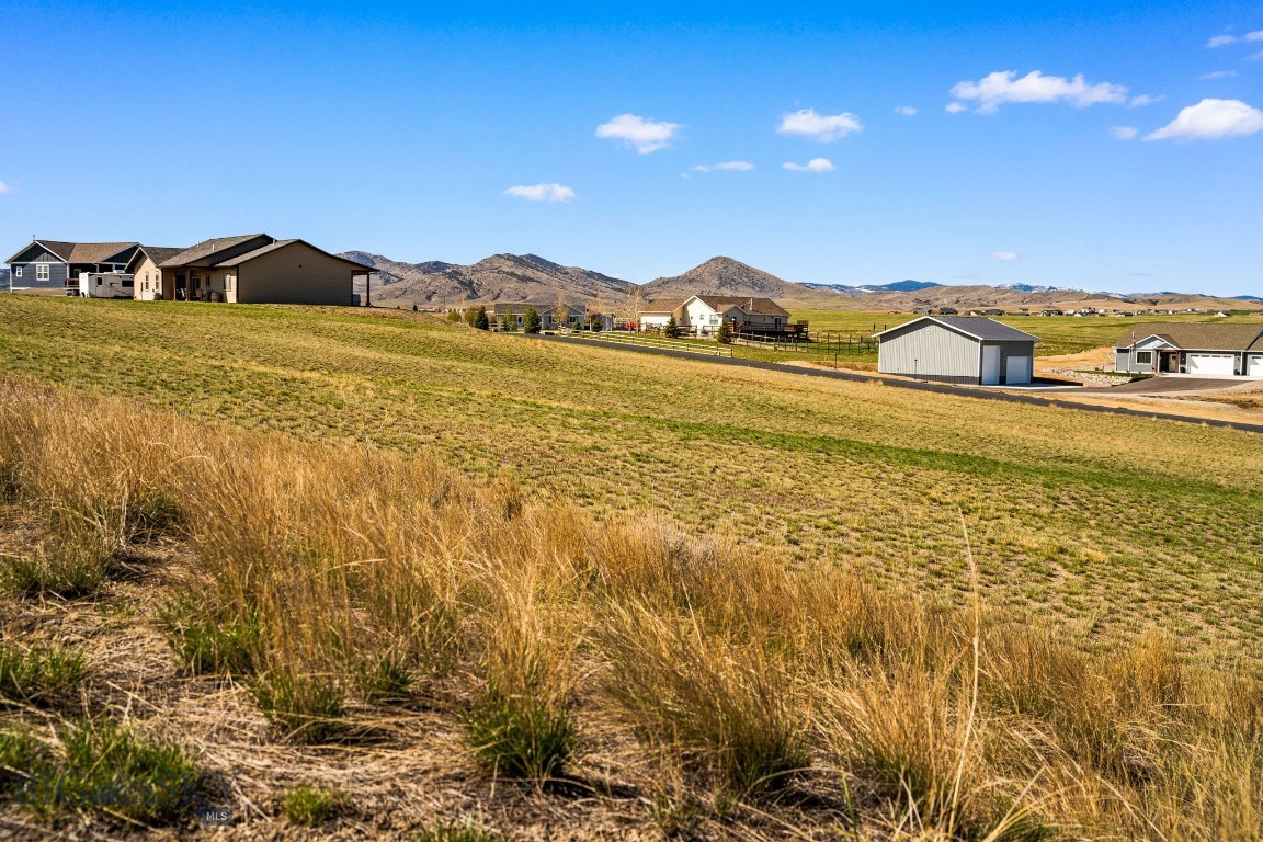 60 Wheatland Meadows Drive