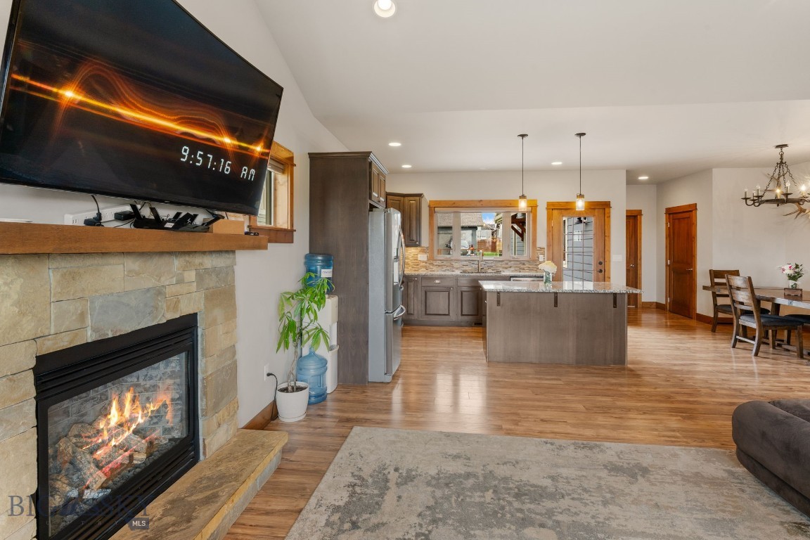 2650 W Graf Street