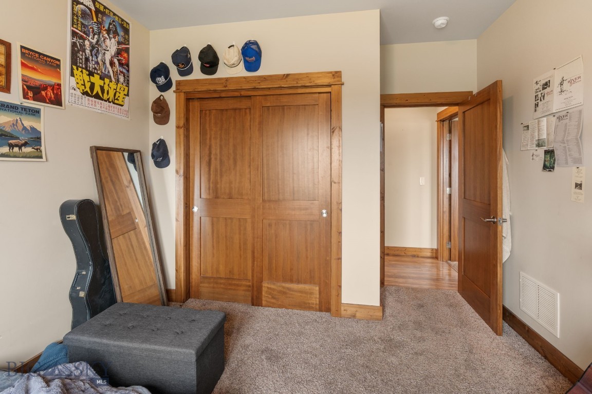 2650 W Graf Street
