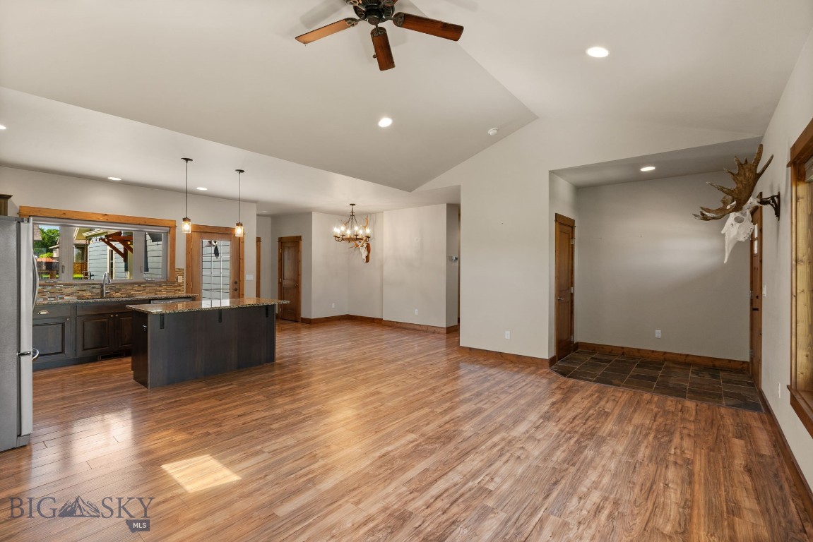 2650 W Graf Street