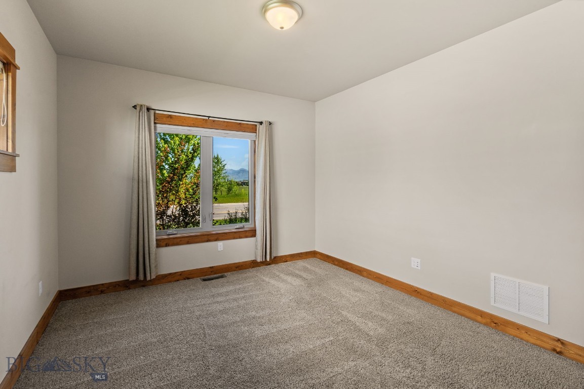 2650 W Graf Street