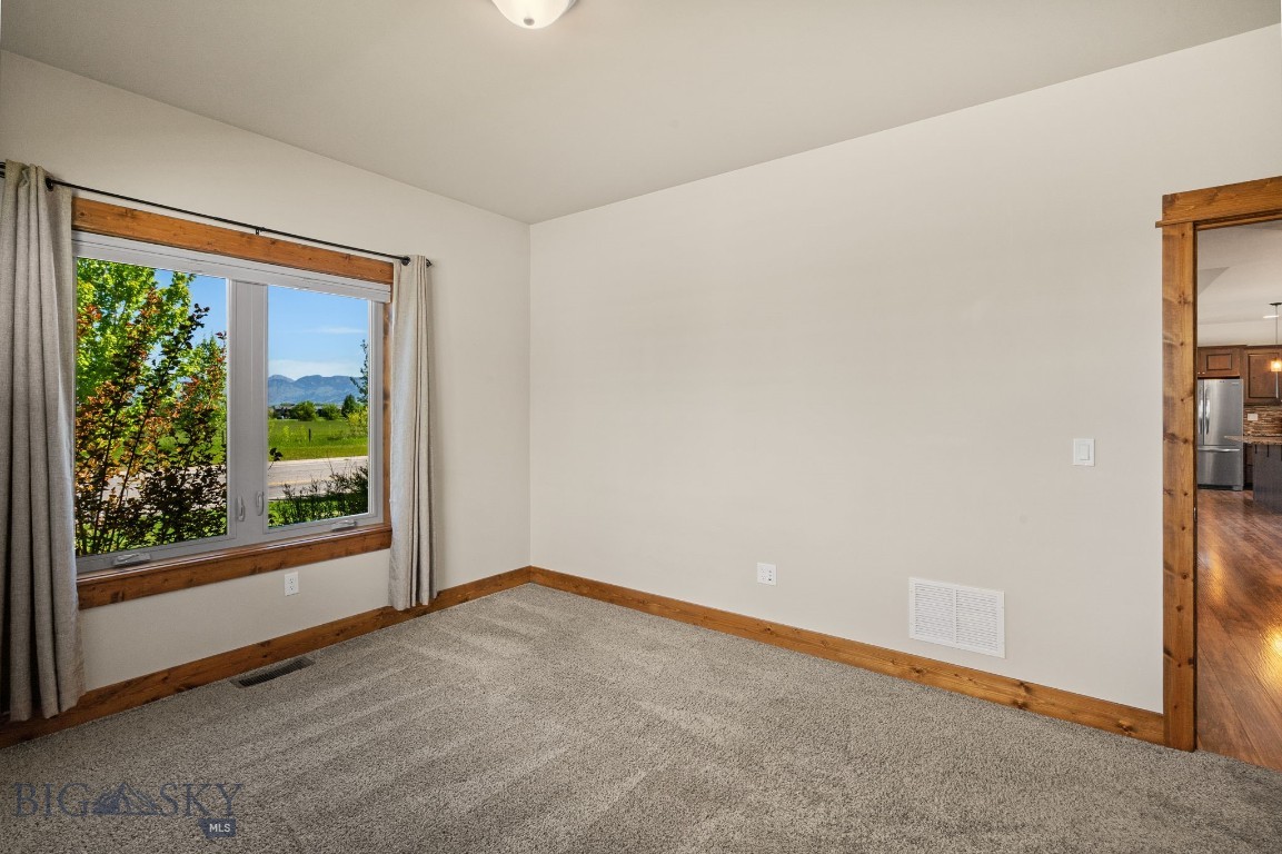 2650 W Graf Street