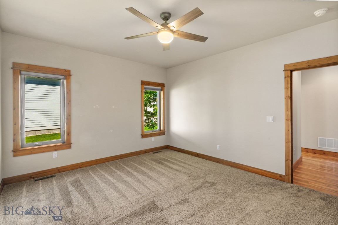 2650 W Graf Street