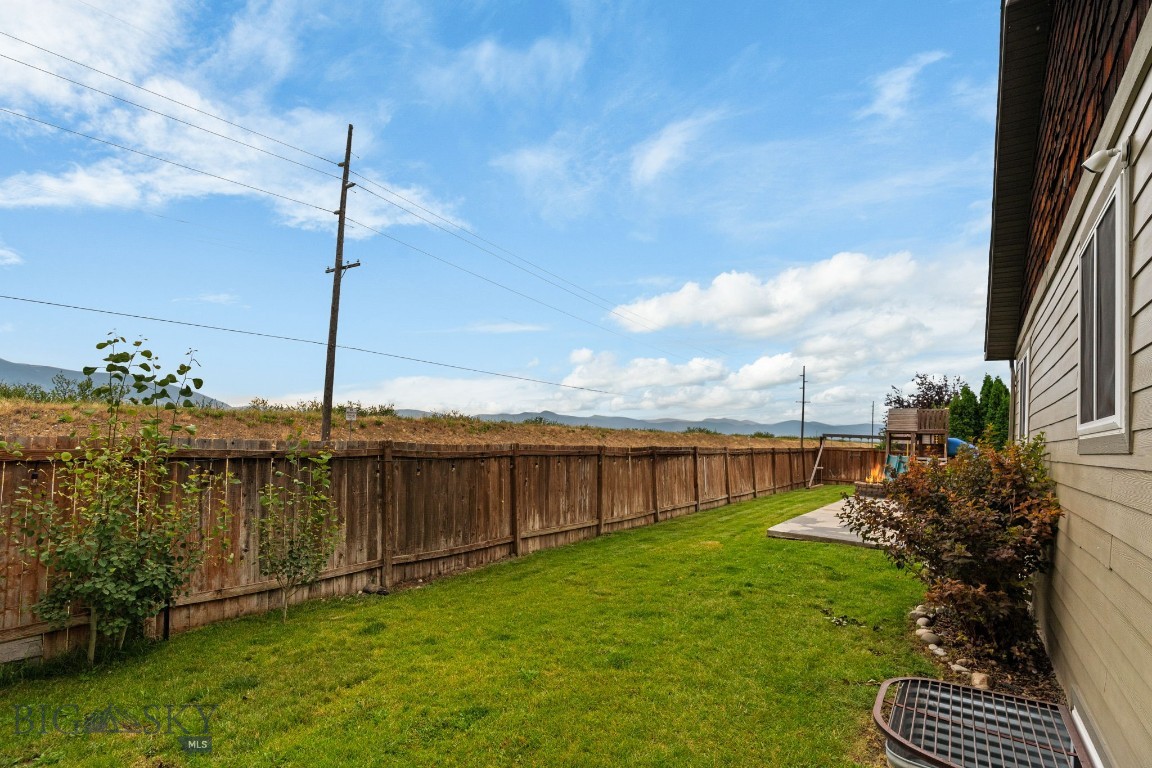 1113 E Gallatin Avenue