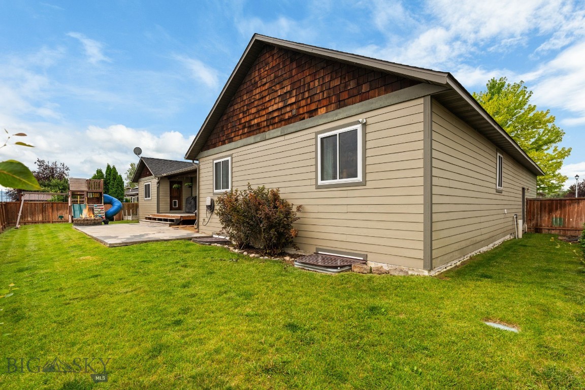 1113 E Gallatin Avenue