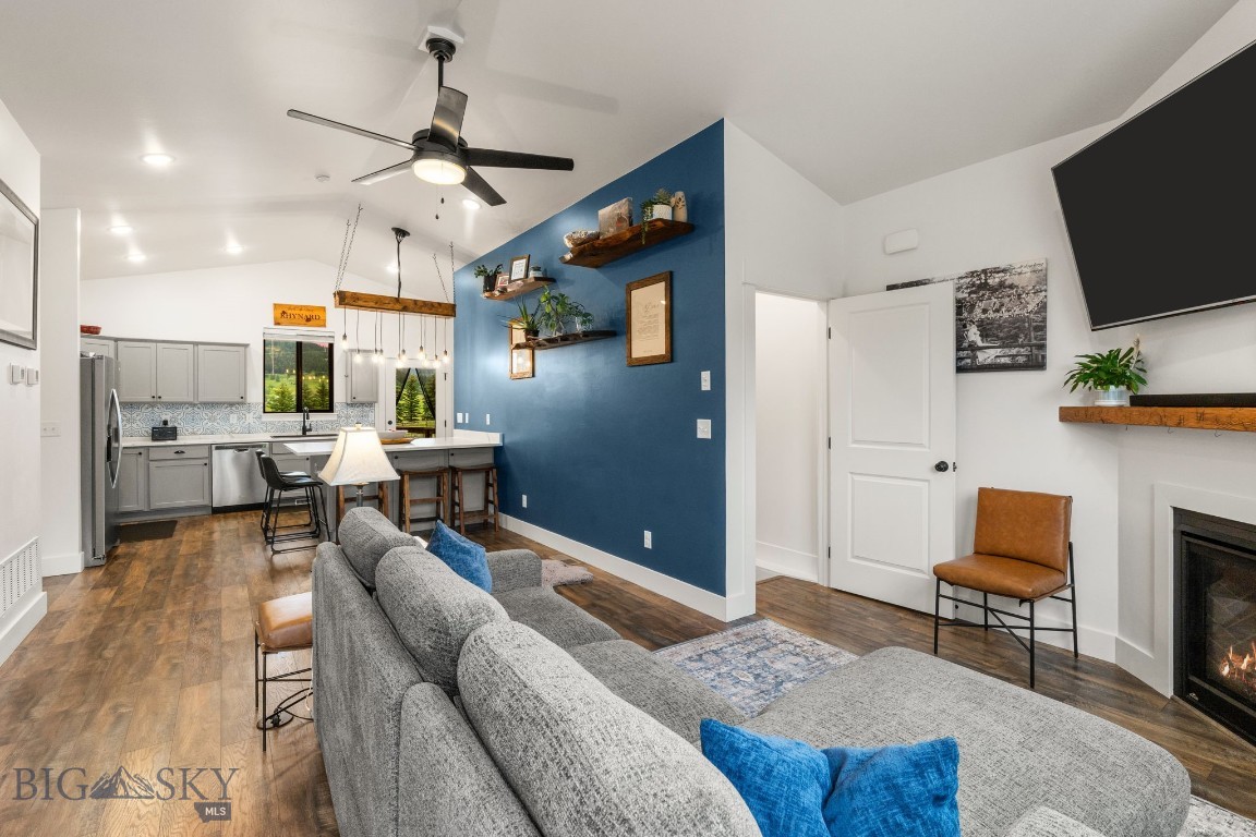 215 Timberline Creek Drive