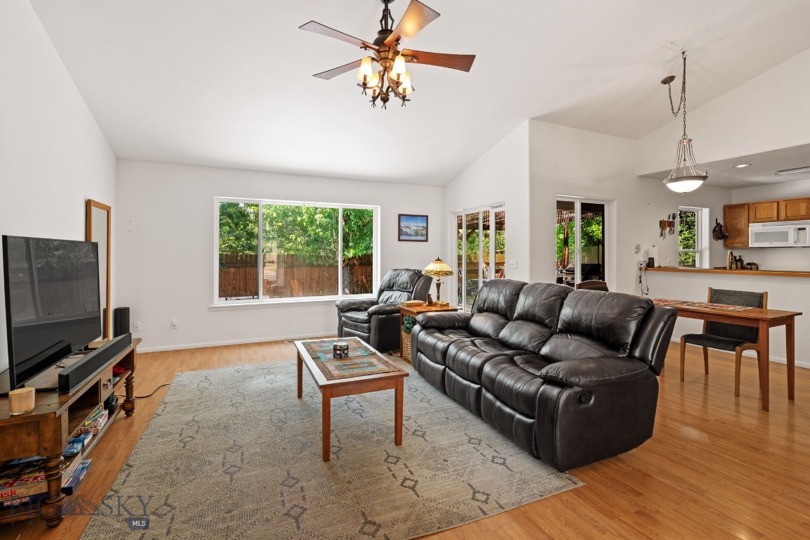 221 Virginia Way