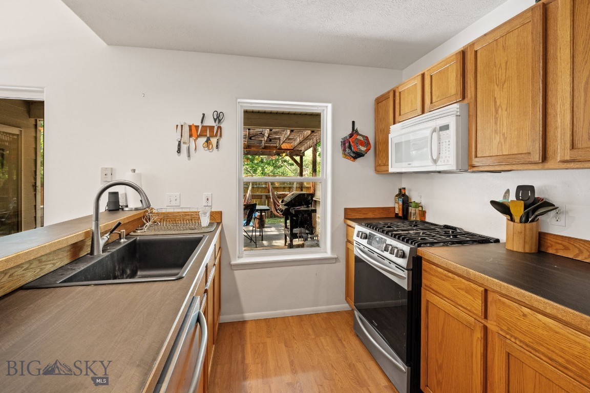 221 Virginia Way