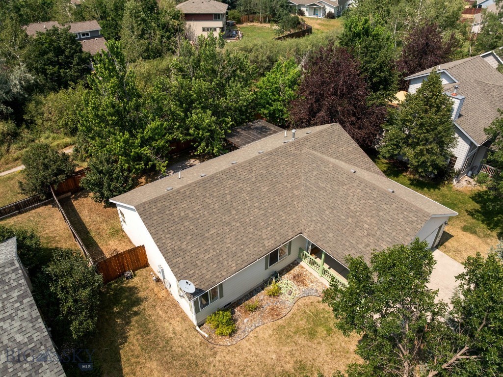 221 Virginia Way