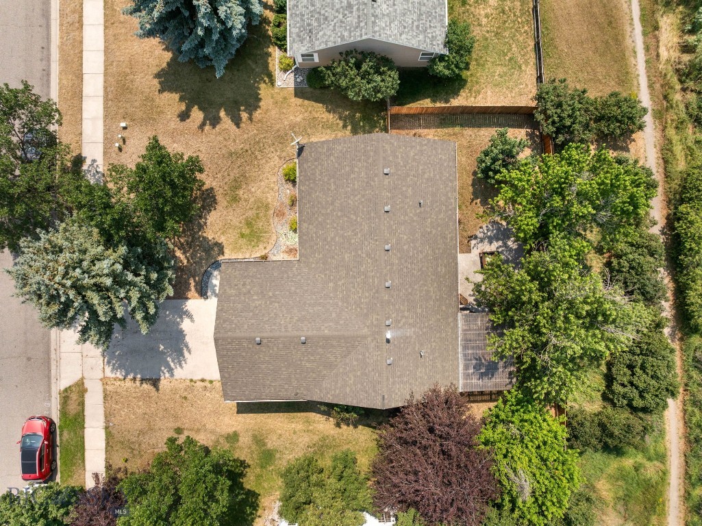 221 Virginia Way