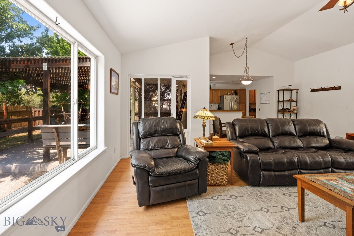 221 Virginia Way