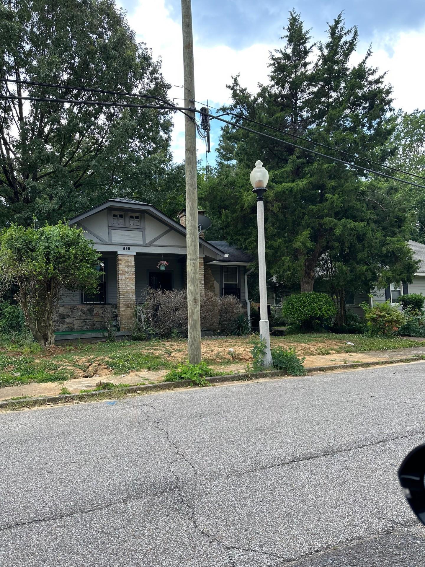 1601 GLENVIEW AVE
