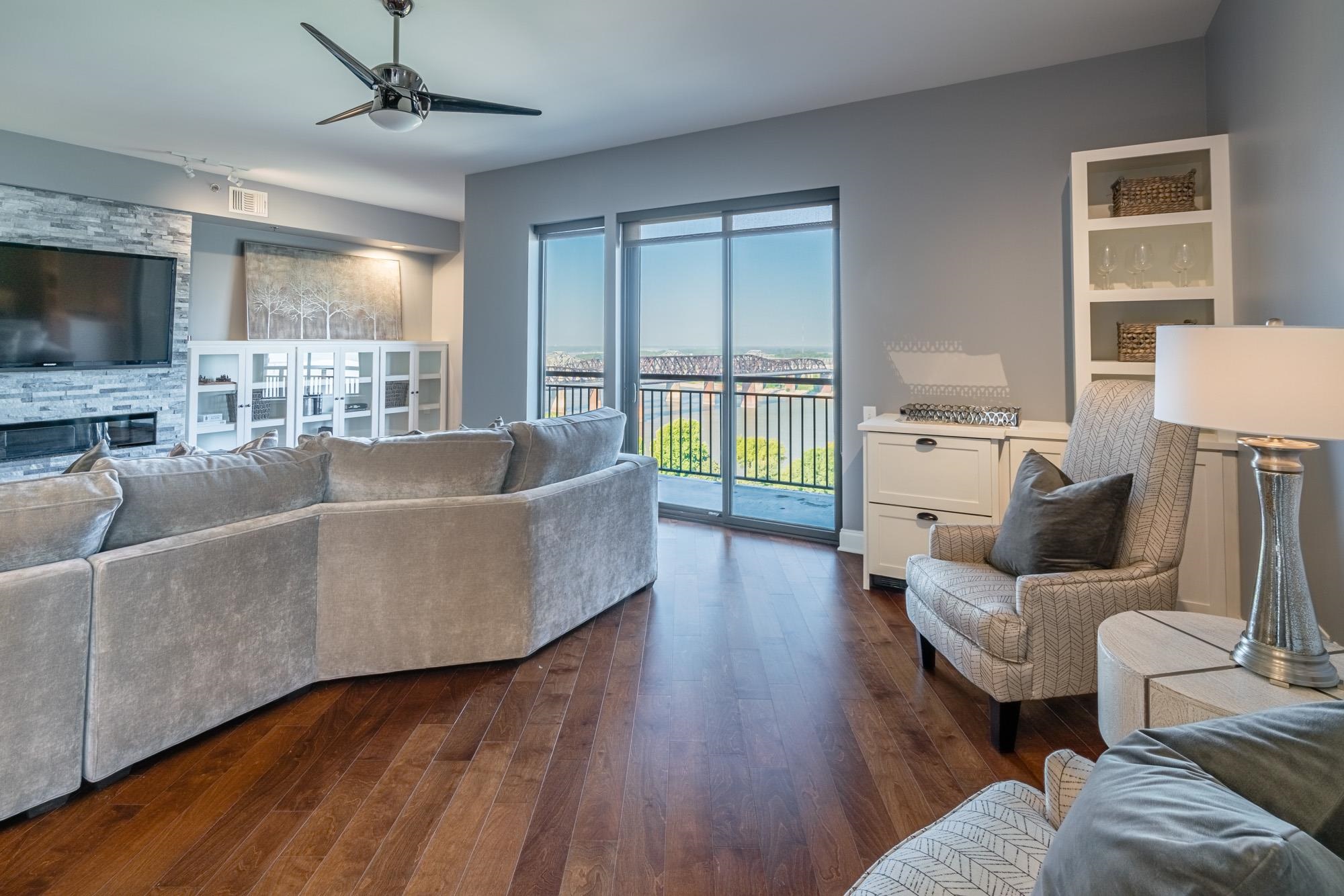 717 RIVERSIDE DR Unit 1409