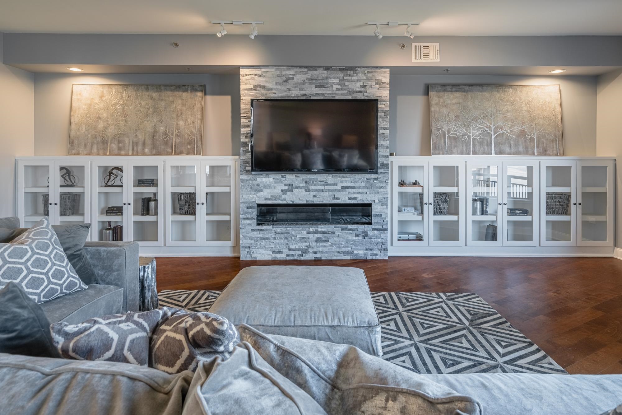 717 RIVERSIDE DR Unit 1409