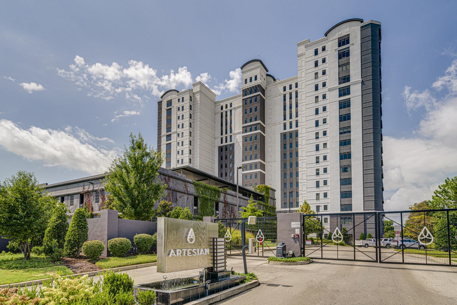 717 RIVERSIDE DR Unit 1409