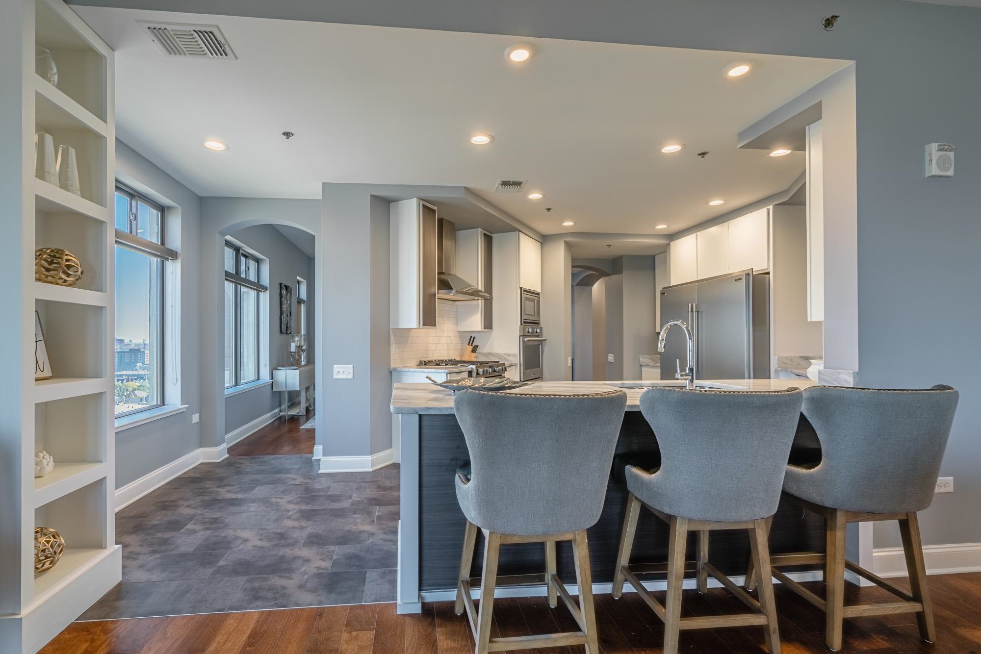 717 RIVERSIDE DR Unit 1409