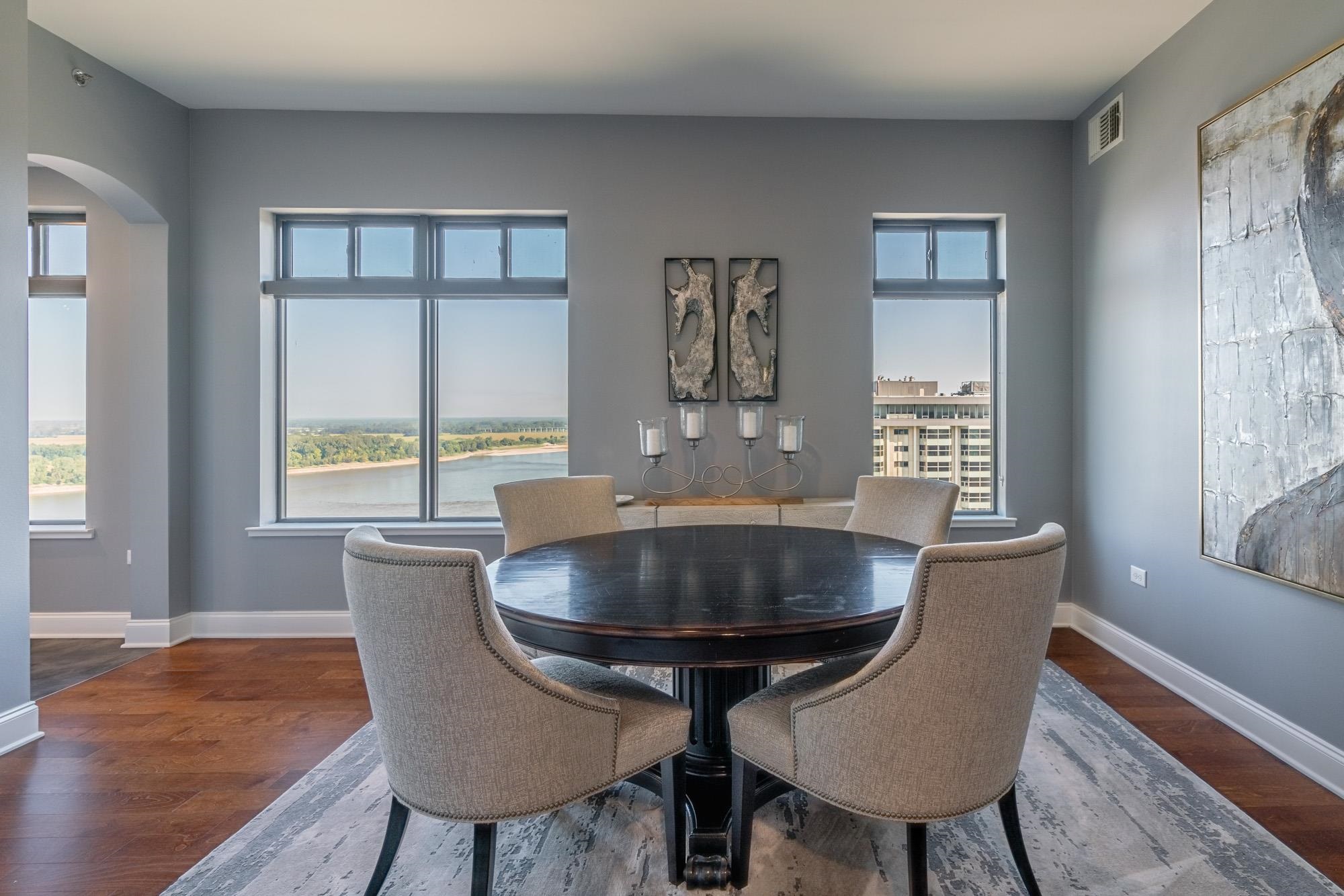 717 RIVERSIDE DR Unit 1409