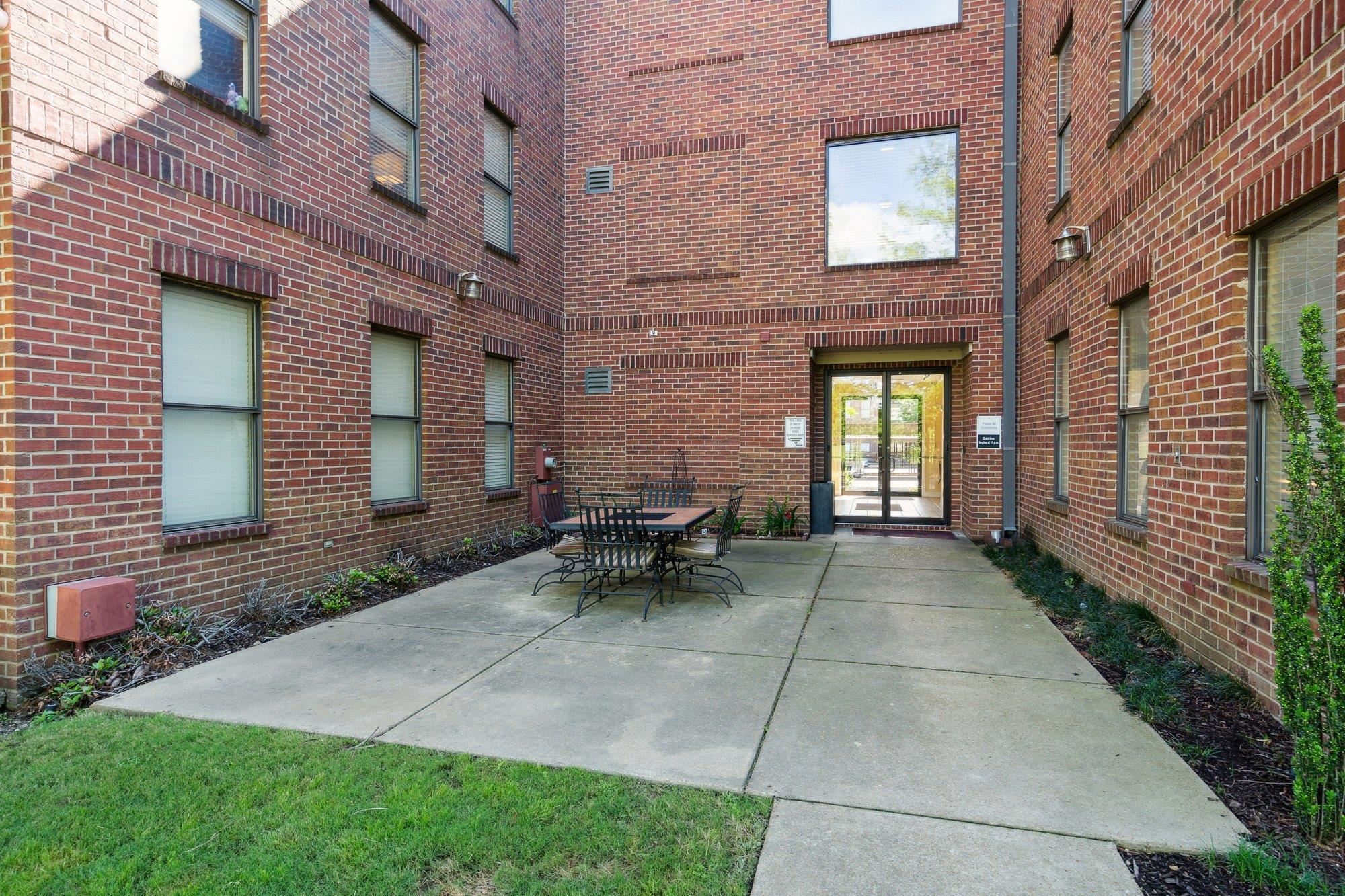 731 LITTY CT Unit: 305