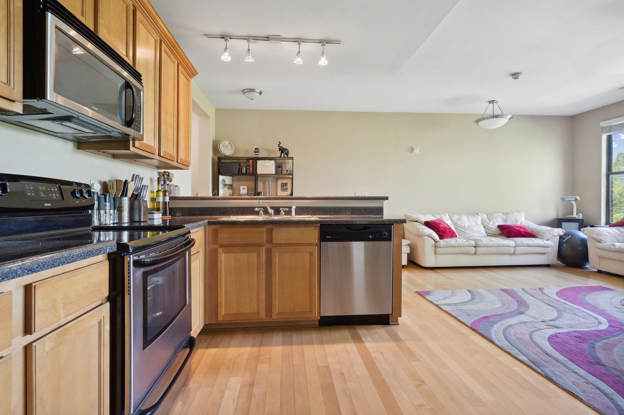 731 LITTY CT Unit: 305