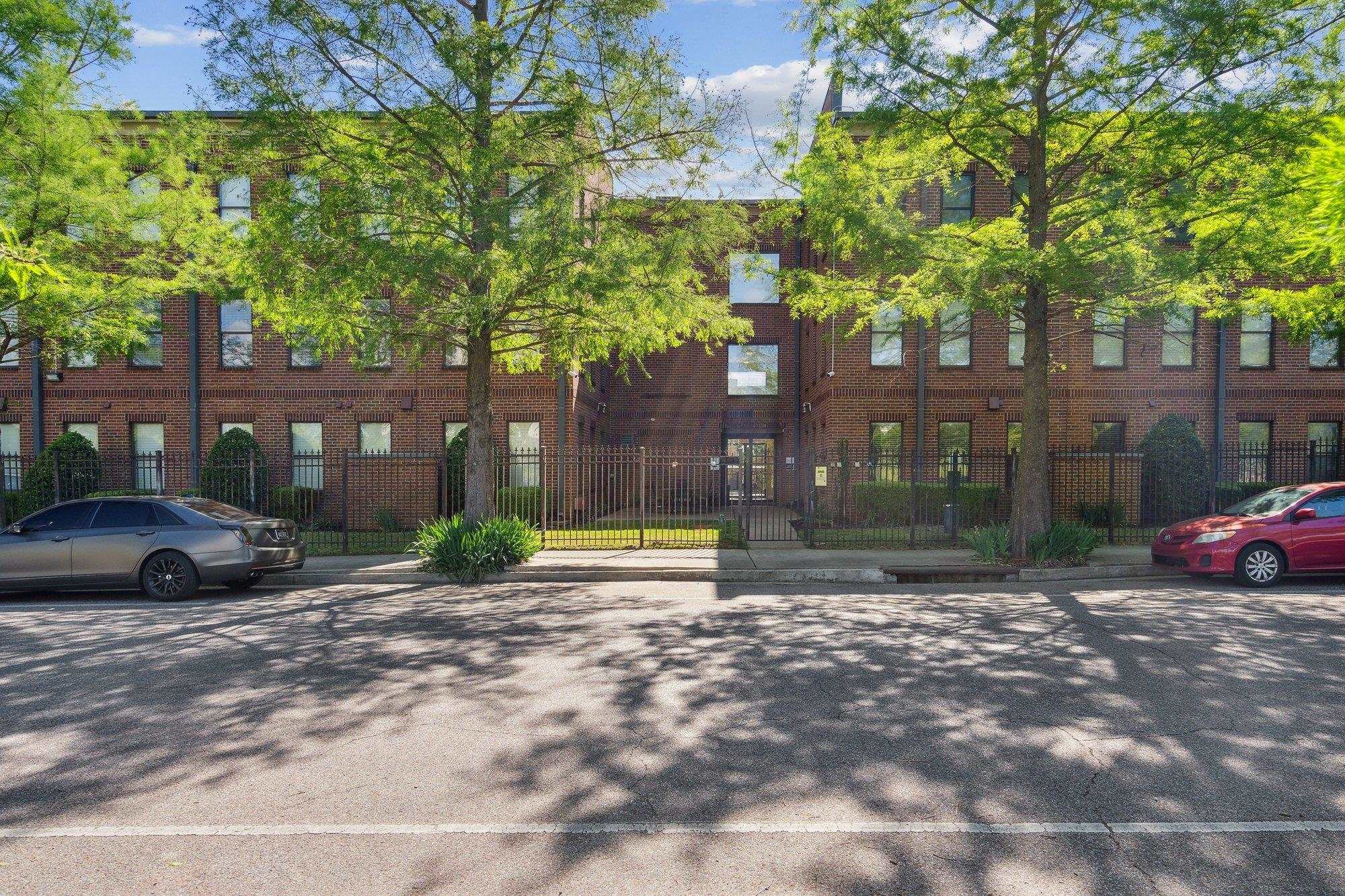 731 LITTY CT Unit: 305