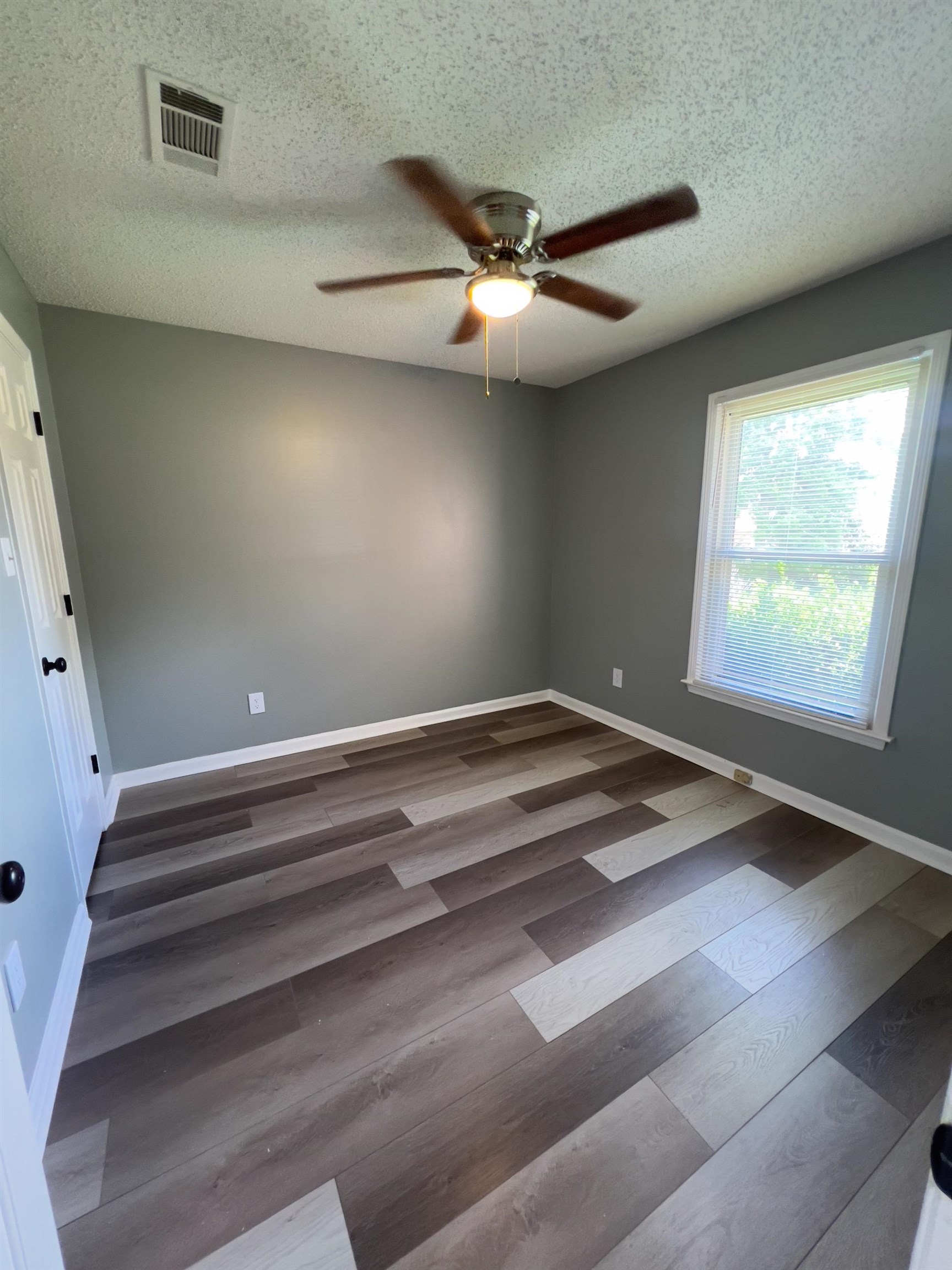 6495 SADDLEBACK CIR