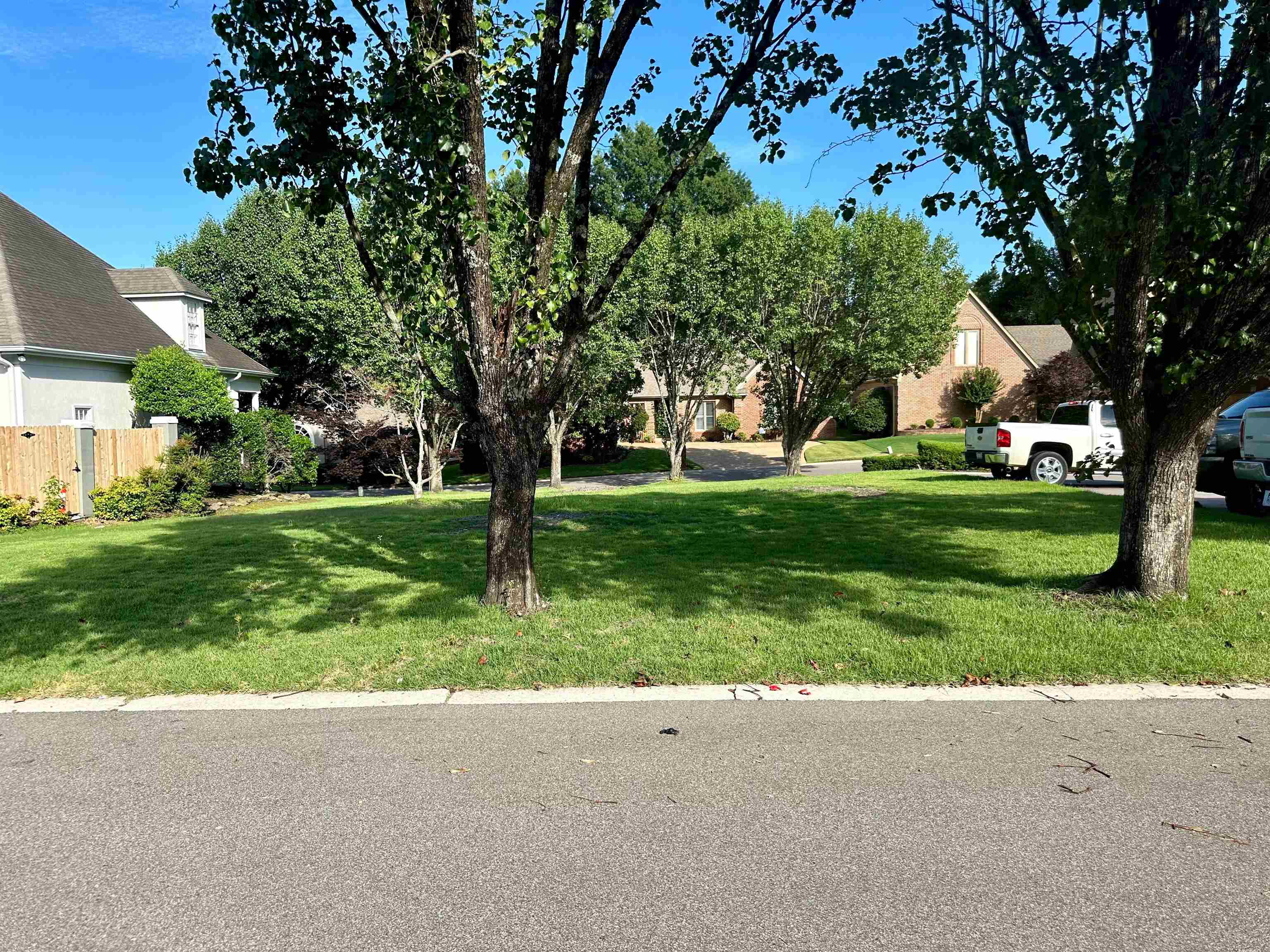 0 EAGLERIDGE LN W