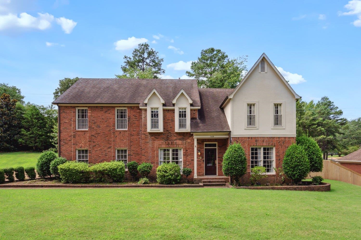 7439 PYRON OAKS CV