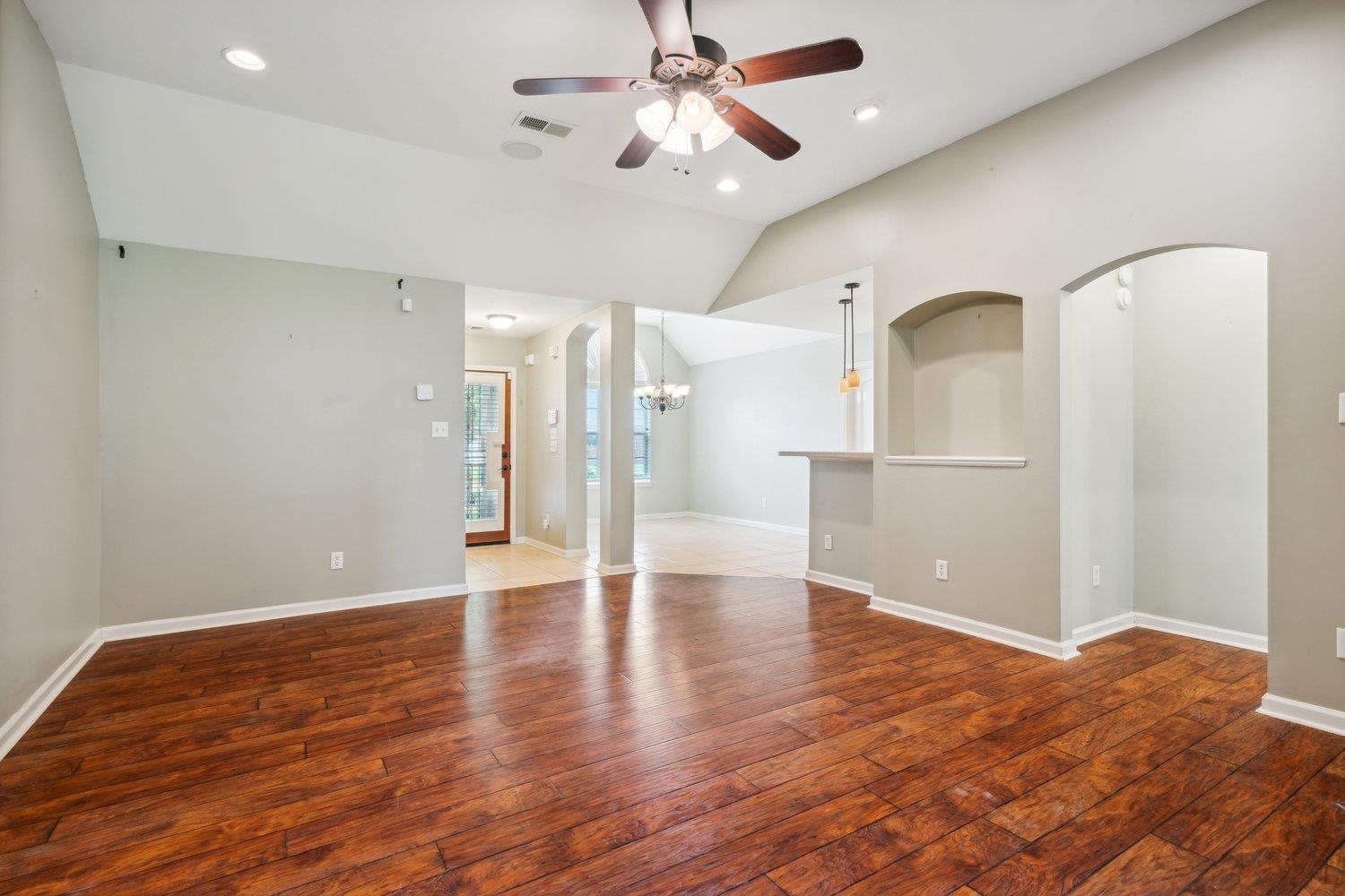 9736 TUCKER CREEK CV